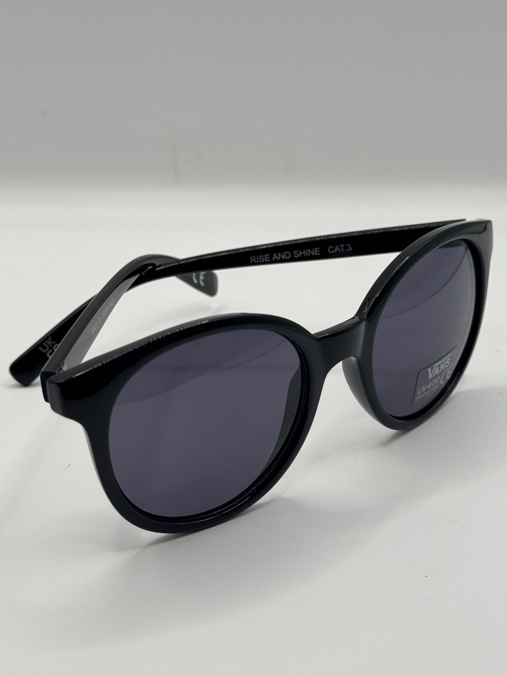 VANS Black Rise And Shine Sunglasses NEW - Picture 2 of 7